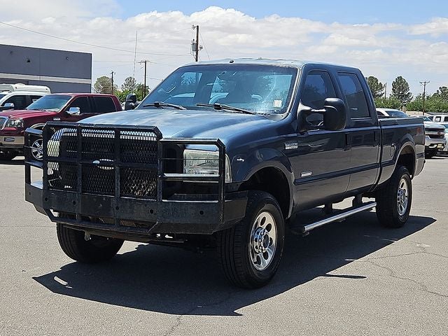 2005 Ford F-350SD XL in True Blue Clearcoat Metallic — front three-quarter view
