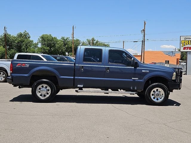 2005 Ford F-350SD — detail view