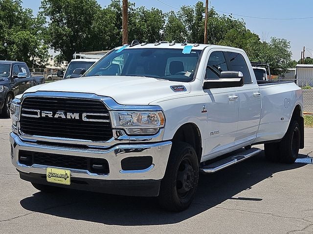 2019 RAM 3500 Big Horn in Bright White Clearcoat — front three-quarter view